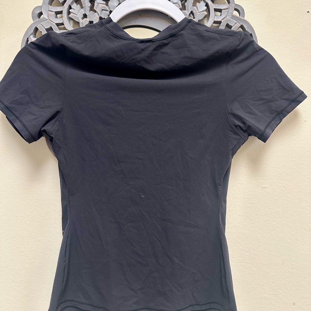 Classic Black Short Sleeve Women's Tee - Picture 2 of 3